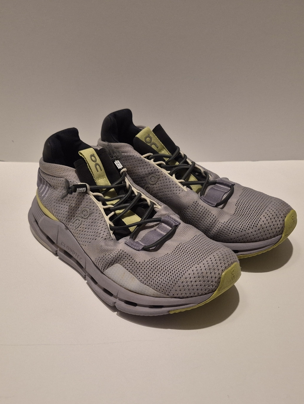 ON CLOUD - On Running Cloudnova 'Pearl Zest'